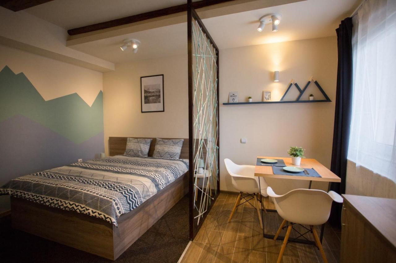Pension Flamingo Braşov Buitenkant foto