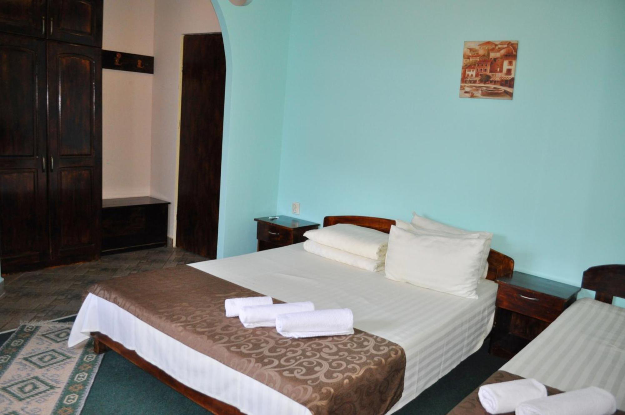 Pension Flamingo Braşov Buitenkant foto