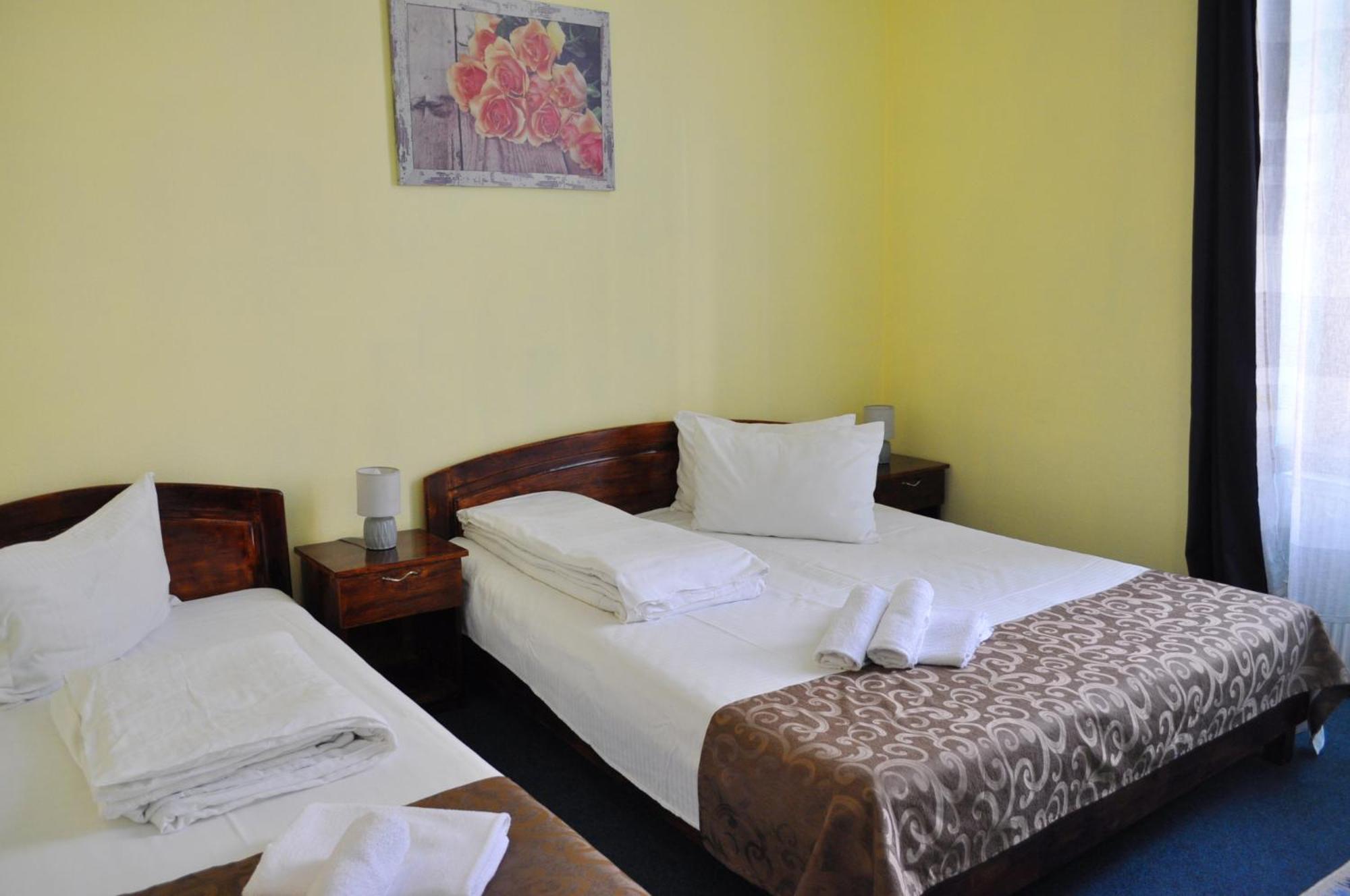 Pension Flamingo Braşov Buitenkant foto