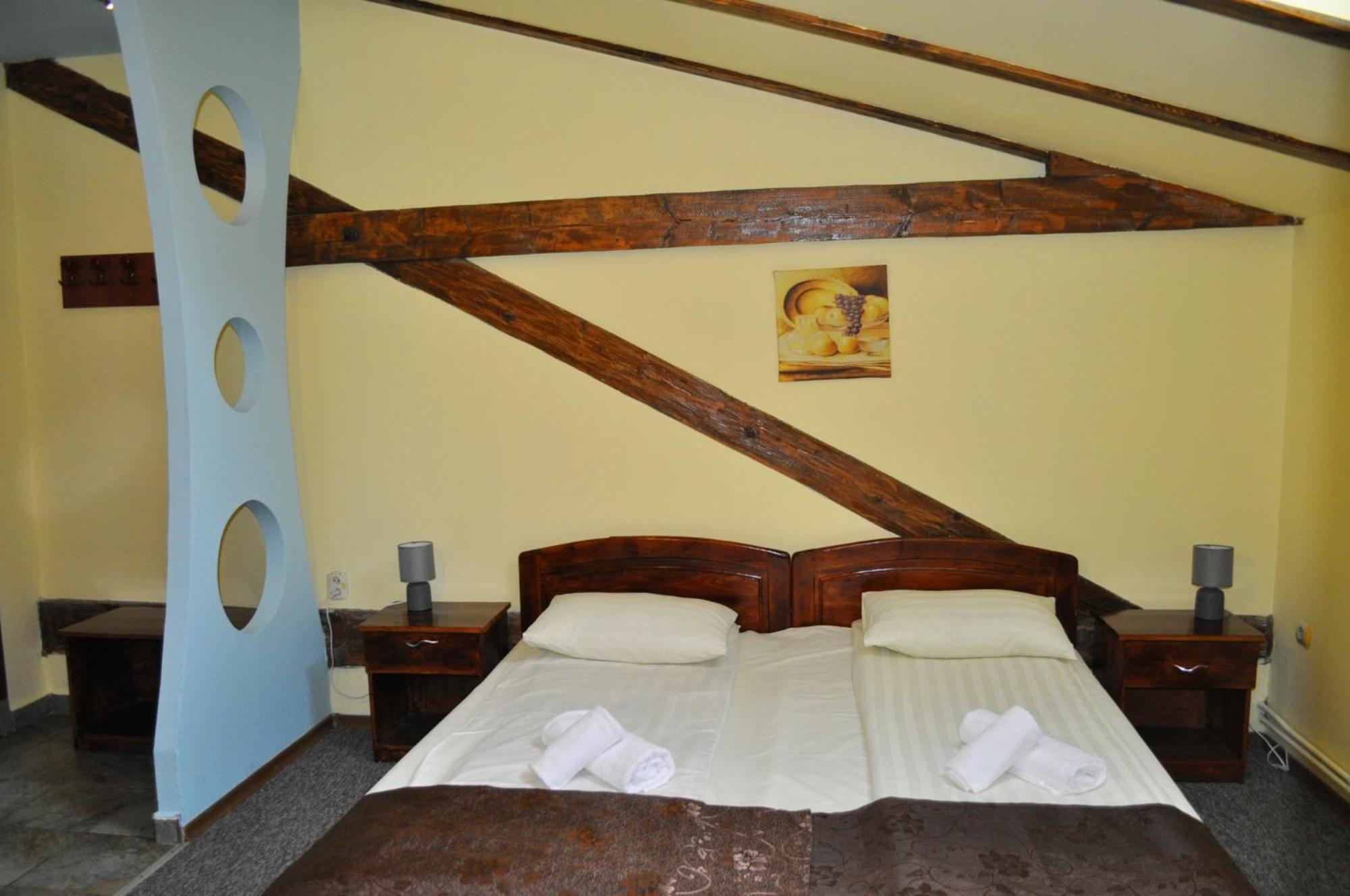 Pension Flamingo Braşov Buitenkant foto