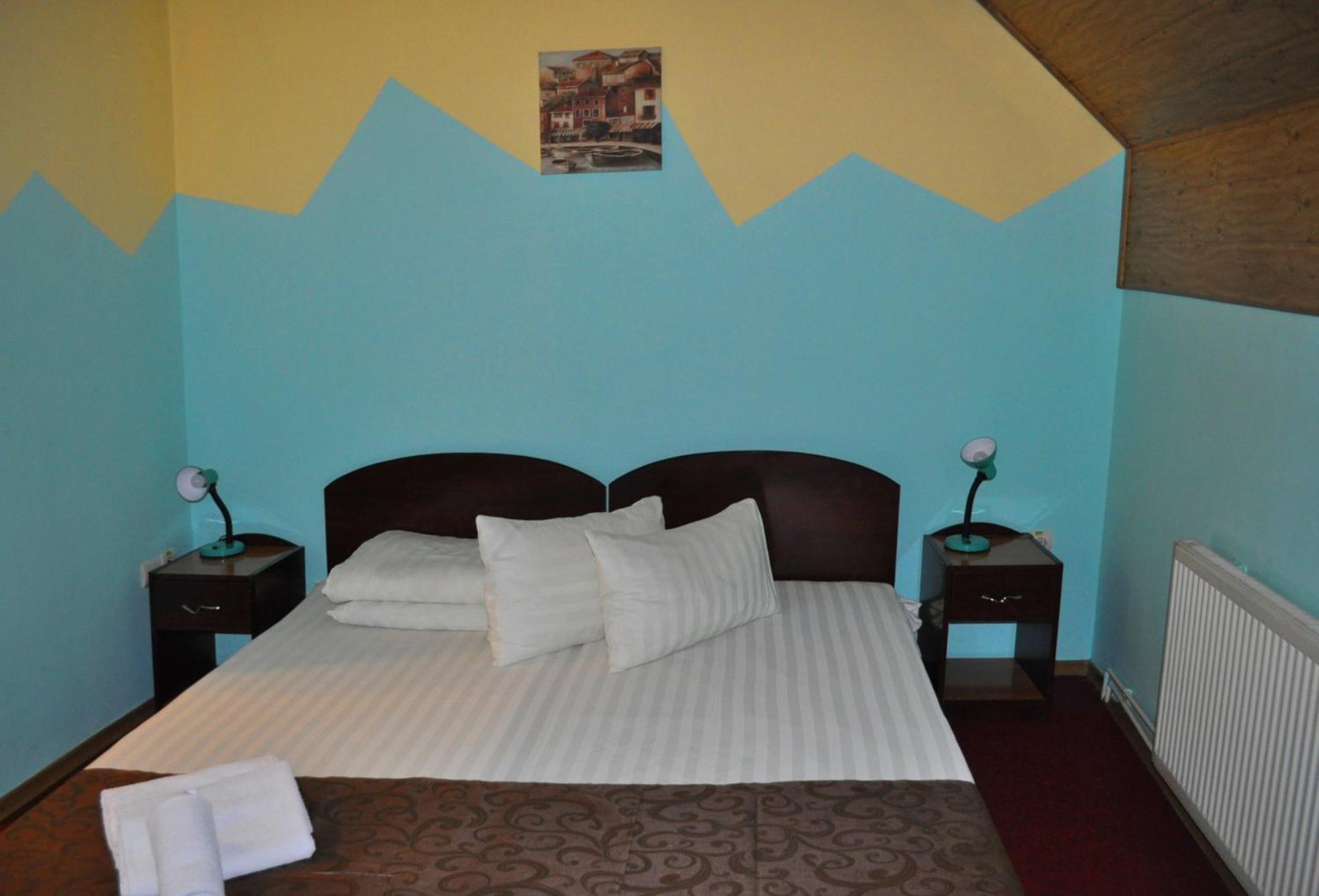 Pension Flamingo Braşov Buitenkant foto